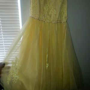 Girls dress